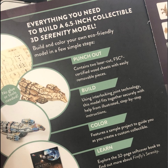 Firefly: Serenity Book and Model Set NWT - Picture 3 of 5
